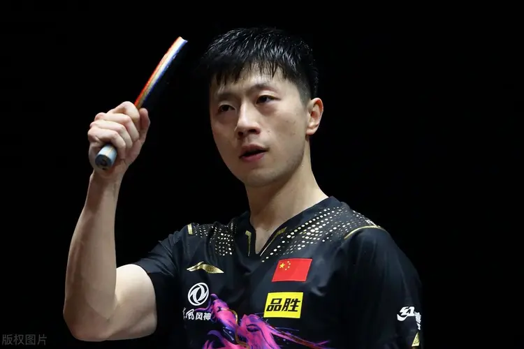 关于嵩山雄鹿队惊险晋级岭南雄鹿队，乒乓球大师赛上演关键失误成转折！定位球制造杀机的信息